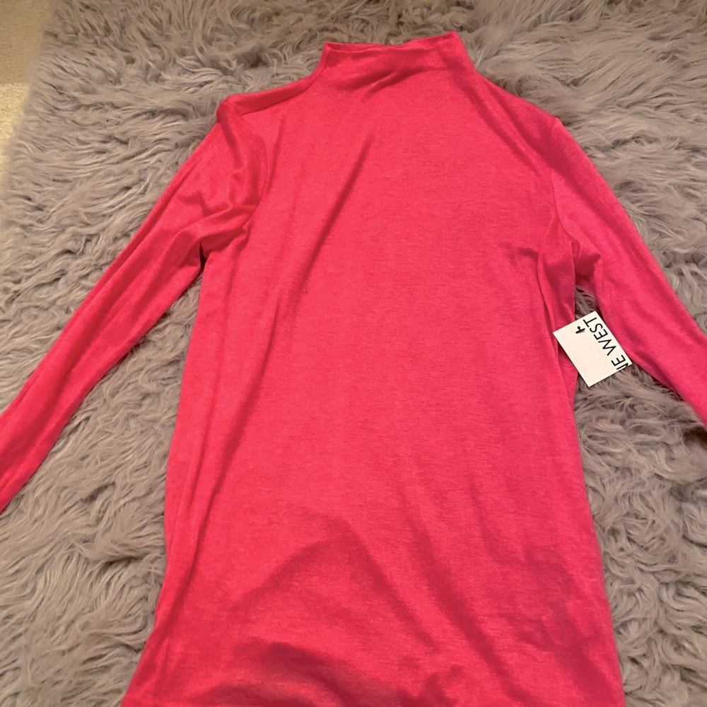 NWT! NINE WEST - Long Sleeve Turtleneck, Pink, Size Small